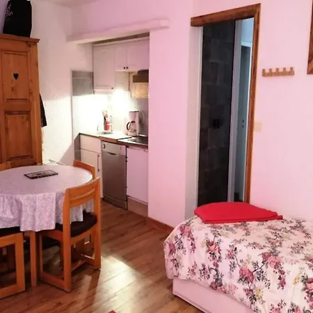 Apartment 2 For 5 People *